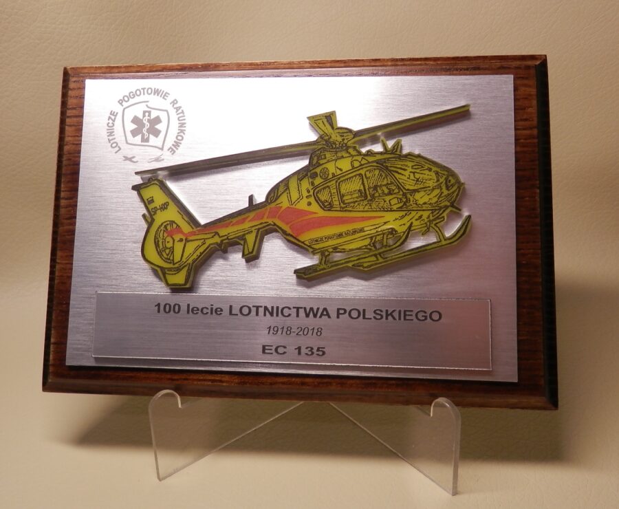 EC 135